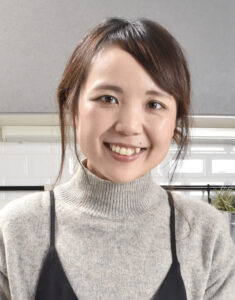山本ゆりプロフィル写真