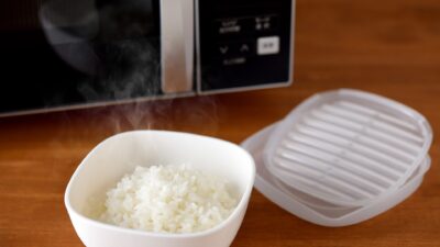 オカン記者が試してみました「ご飯がう米わん  ホワイト」（アーネスト）