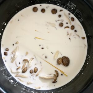 奥田和美さん　よみレシピ　よみふぁみ　ベーコンとしめじのクリームパスタ　炊飯器