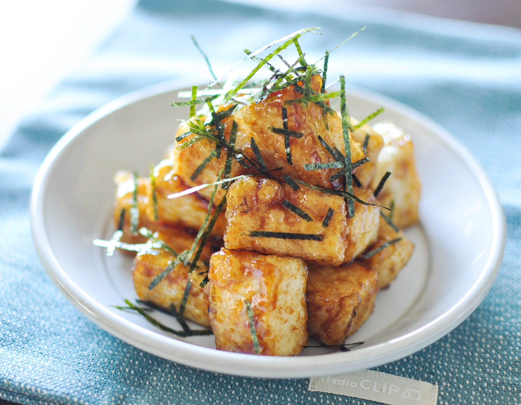 豆腐のもちもち甘唐揚げ