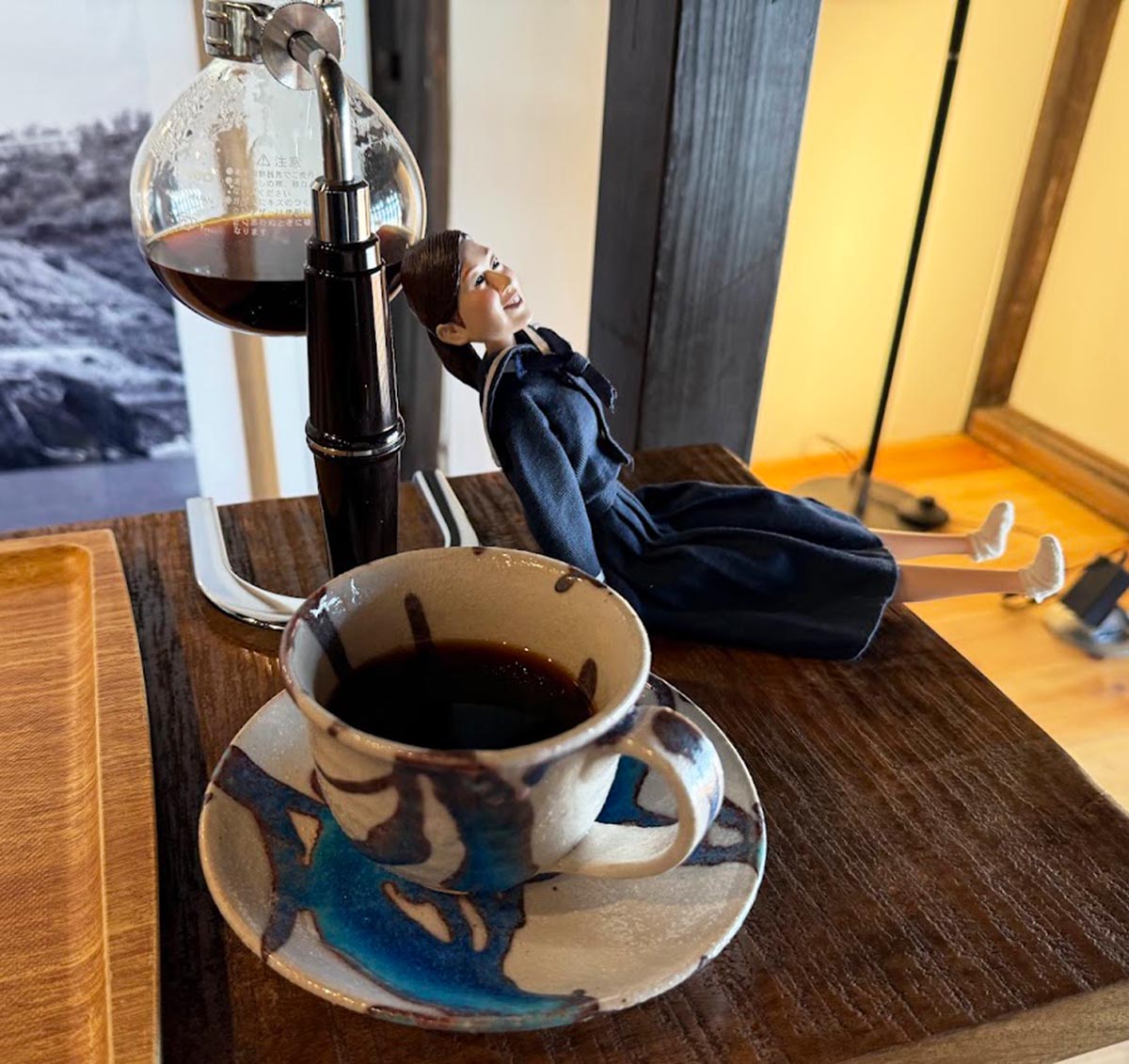 ごほうび旅井上かなえ メイ子とサイフォン式コーヒー