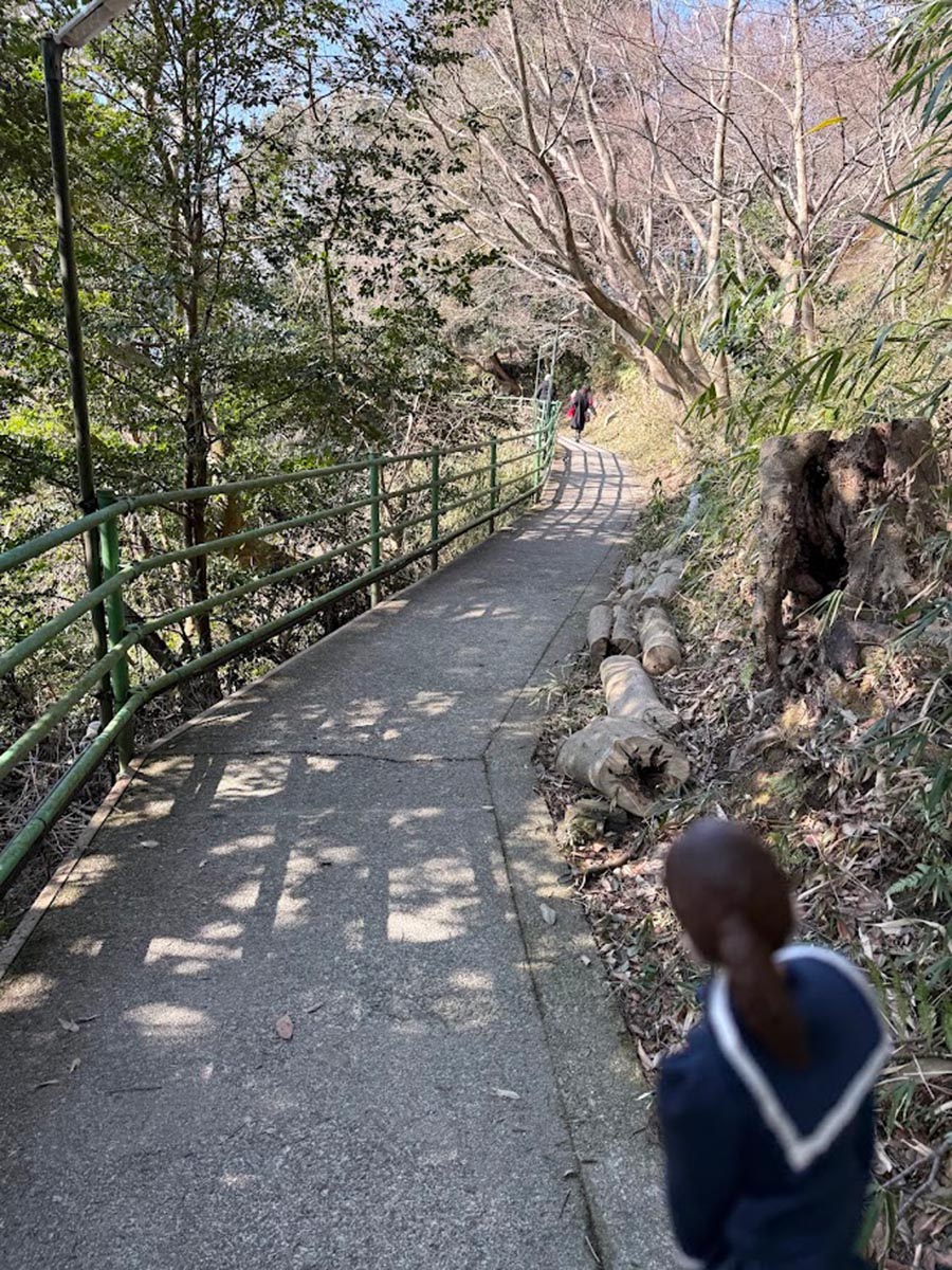 ごほうび旅井上かなえ メイ子と展望台へ