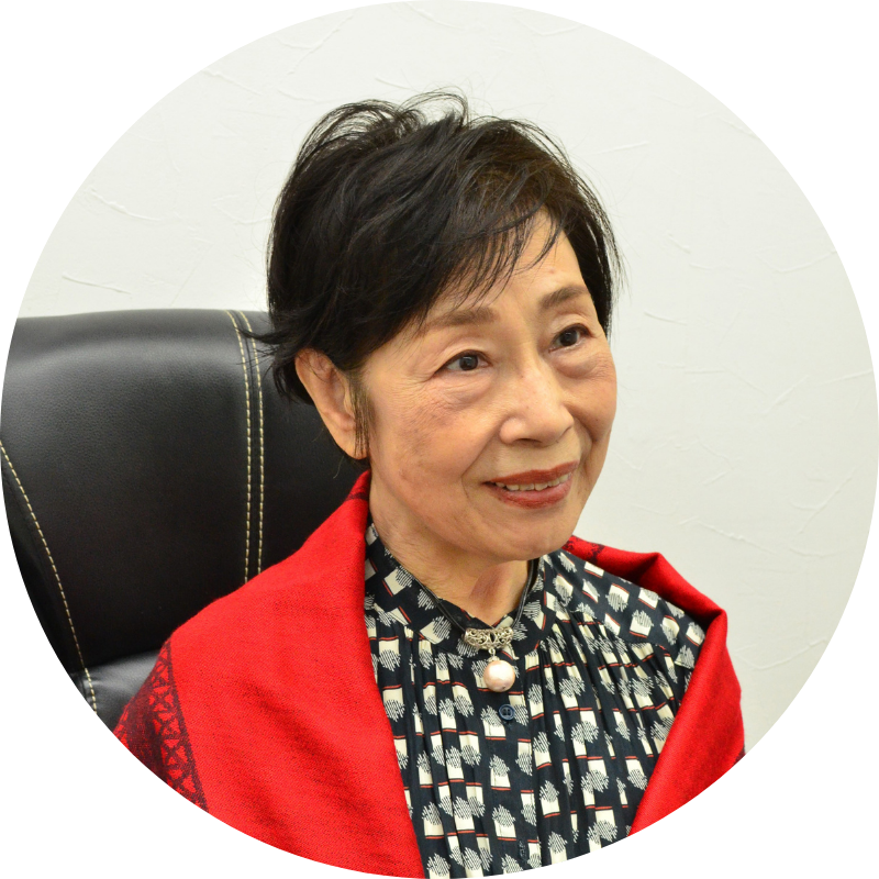 彩衣舞(あいむ)先生