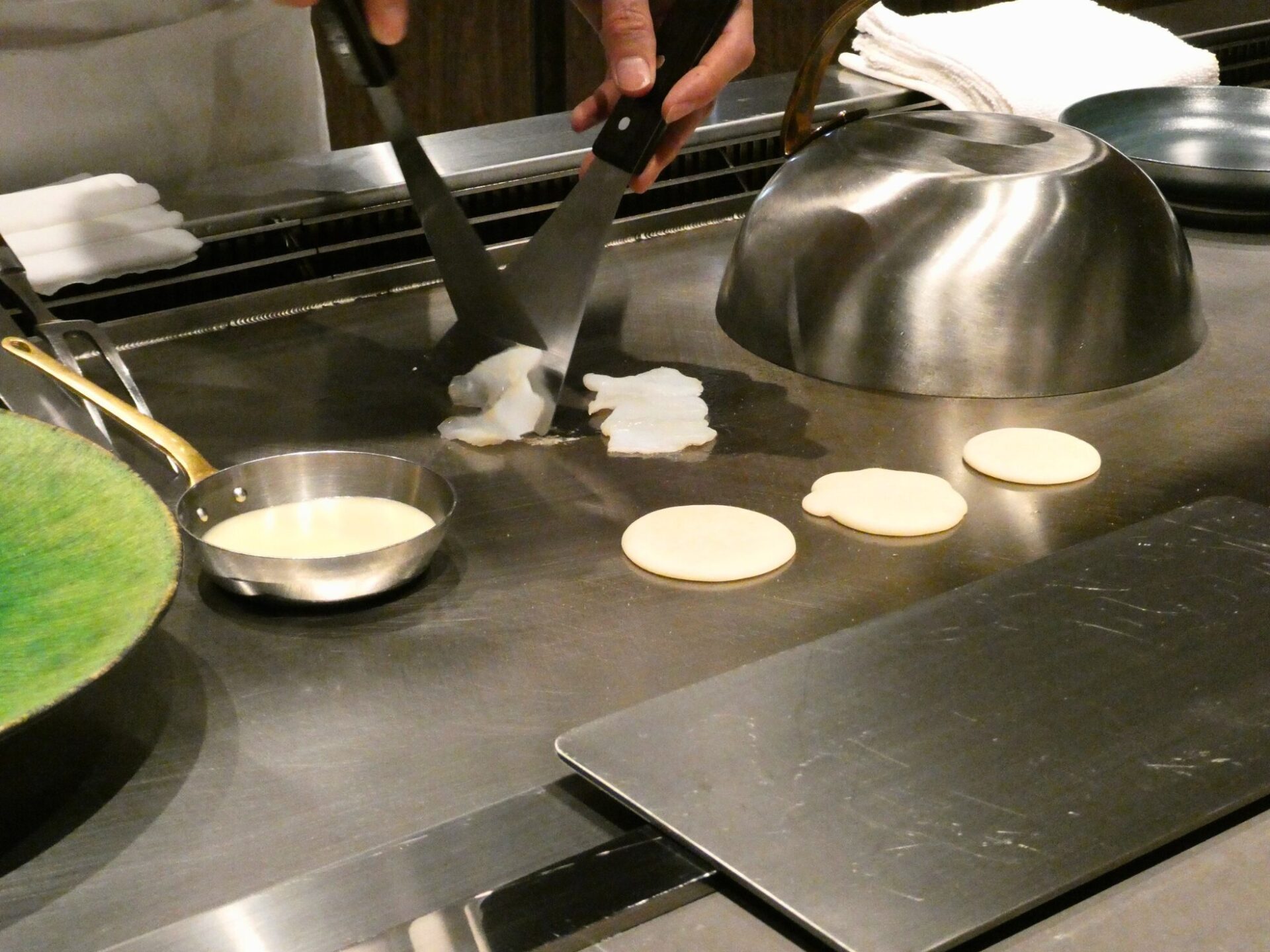 烏賊と野菜の鉄板焼き 調理中