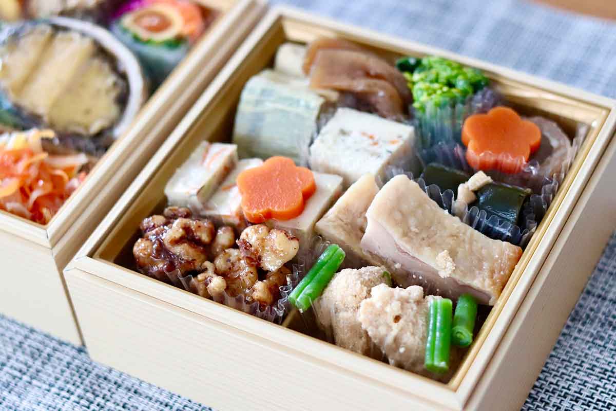 奥田かずみさんがいただきました!老舗料亭「道楽」のおせち 三の重