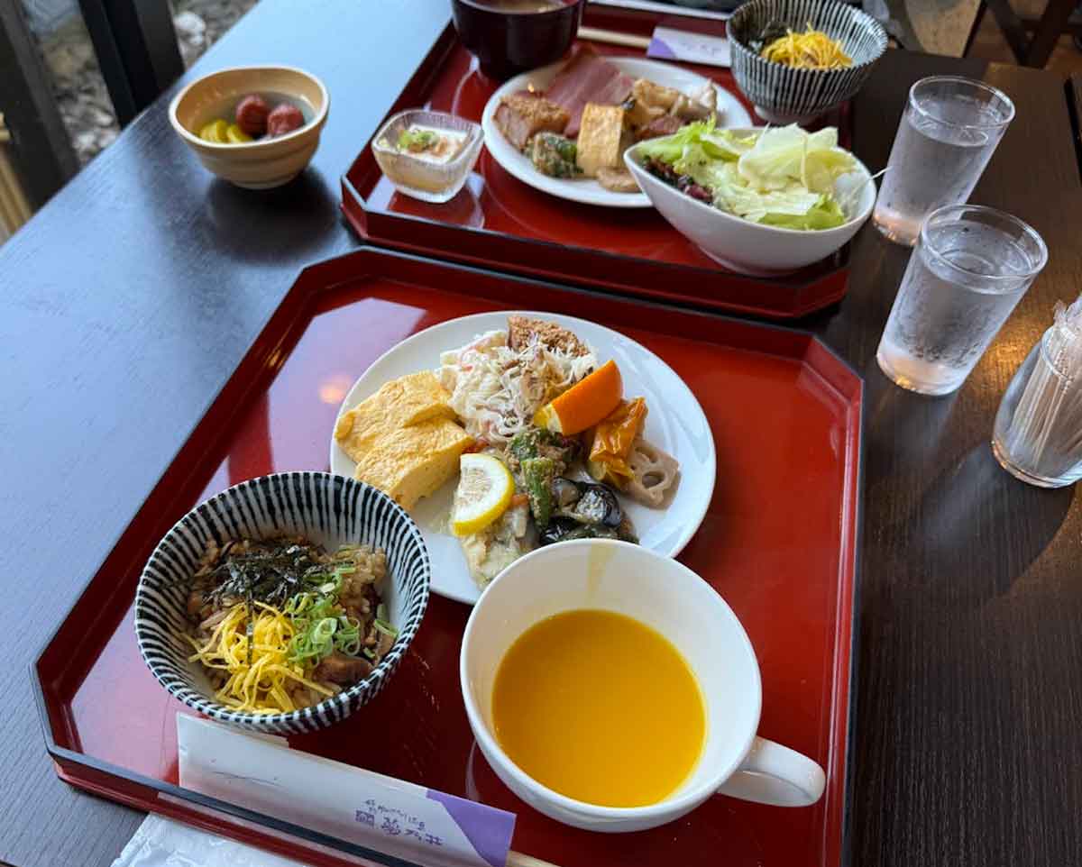 井上かなえさんごほうび旅 夢乃井 朝食