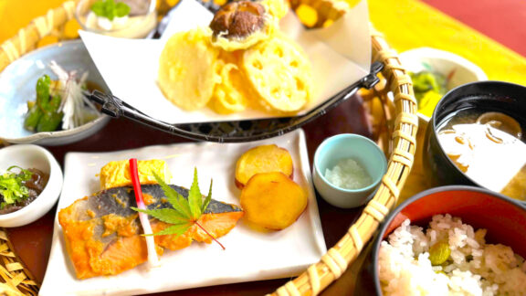 薬草風呂と丹波の味覚にたっぷり浸れる！穴場の癒やしスポット「丹波の湯」