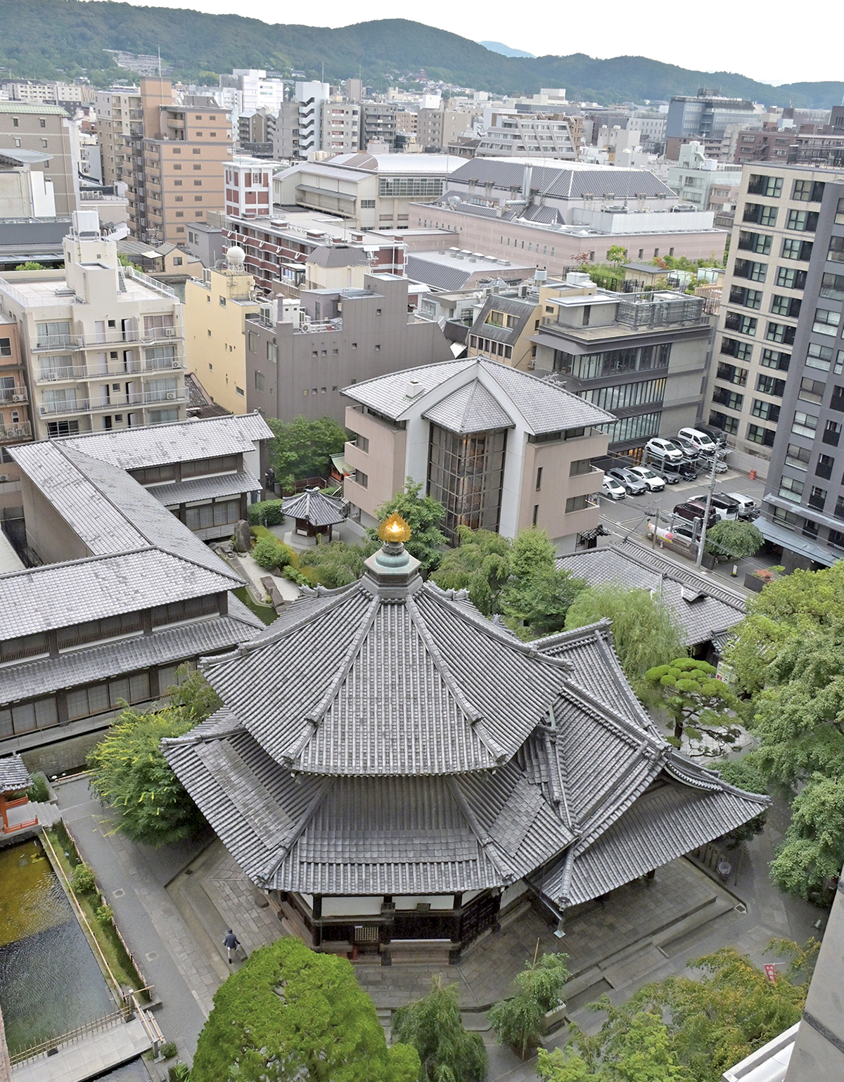西国三十三所第十八番札所紫雲山_頂法寺_六角堂